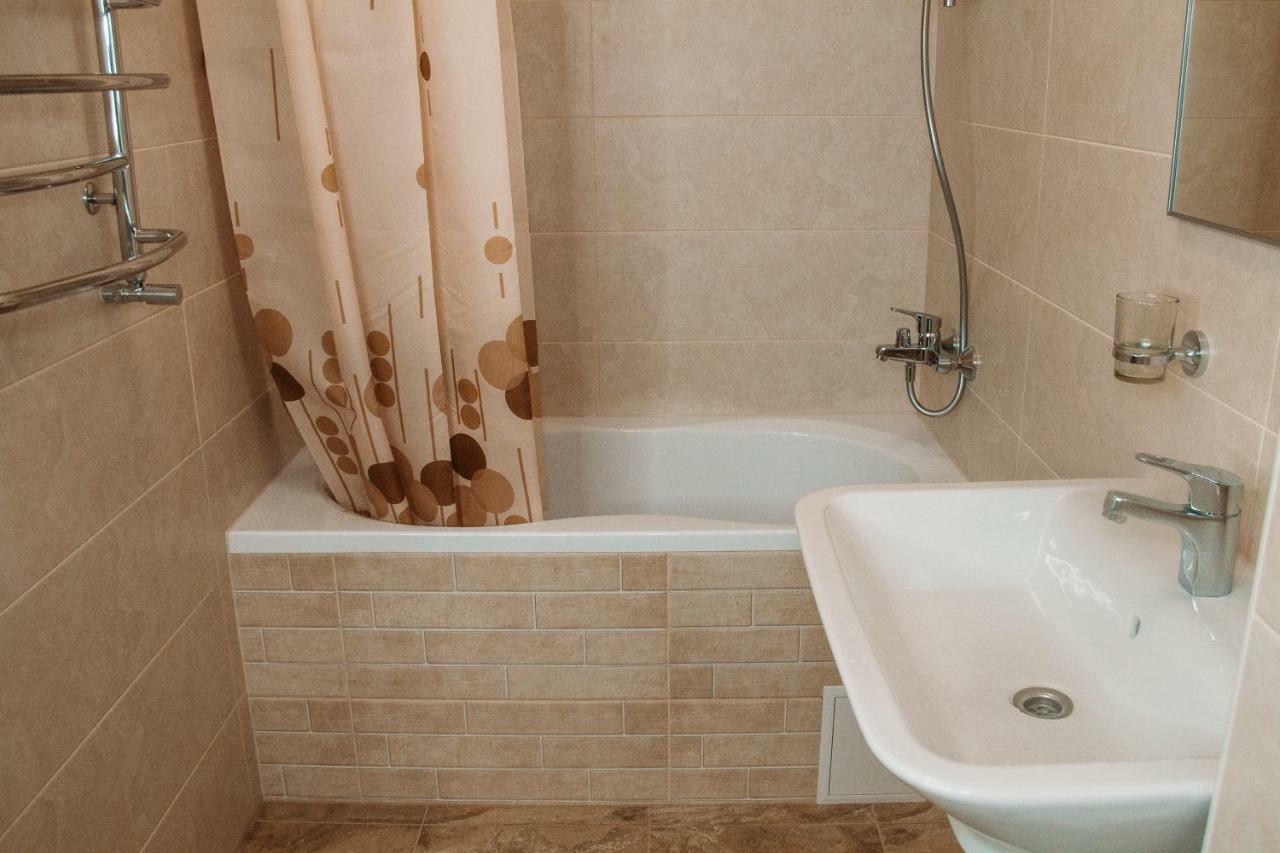 Rioro Hotel Myrhorod Ngoại thất bức ảnh