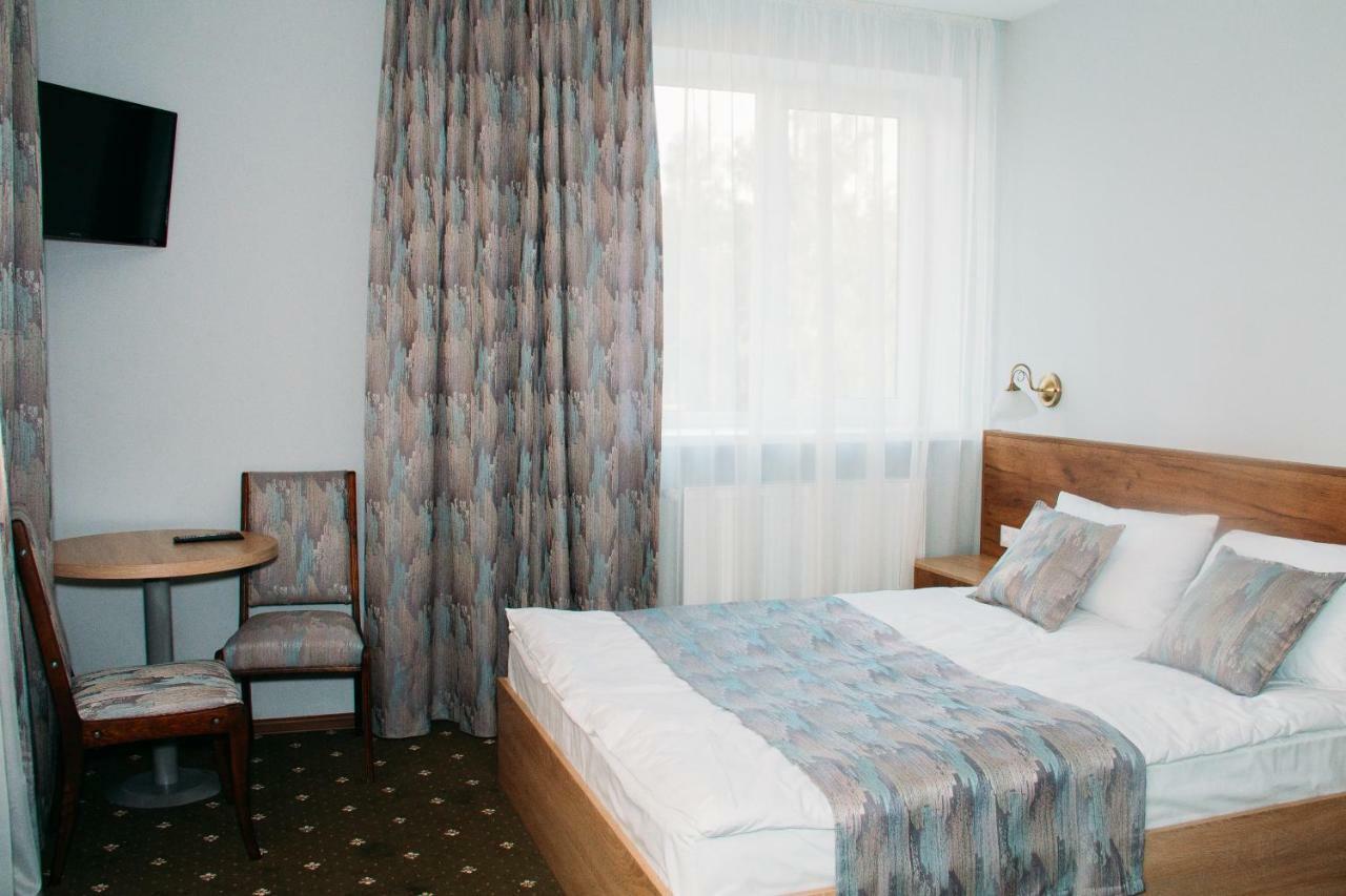 Rioro Hotel Myrhorod Ngoại thất bức ảnh